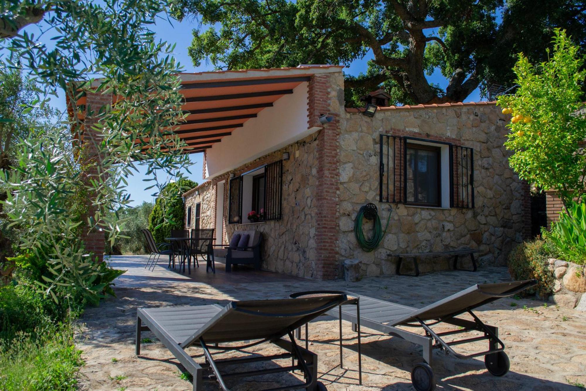 Casa Rural La Recuera Montanchez Bagian luar foto