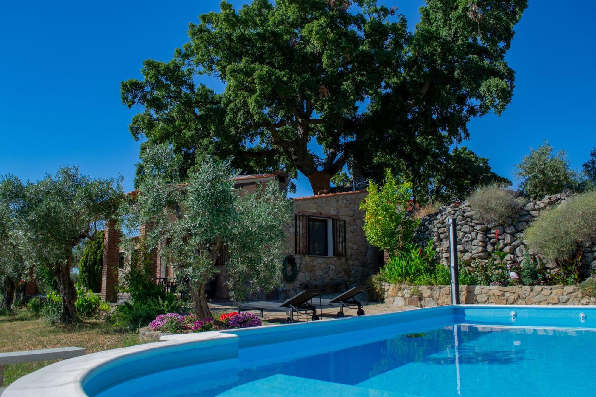 Casa Rural La Recuera Montanchez Bagian luar foto